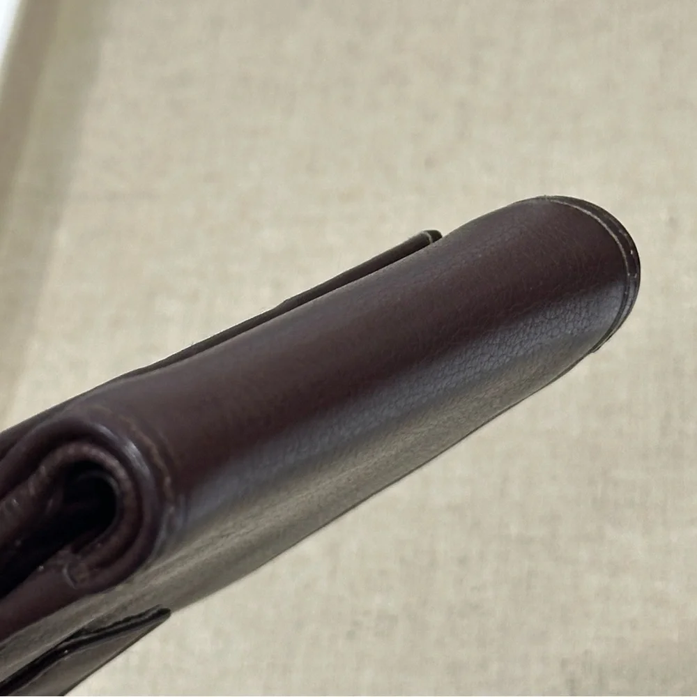 Loewe grainy brown
